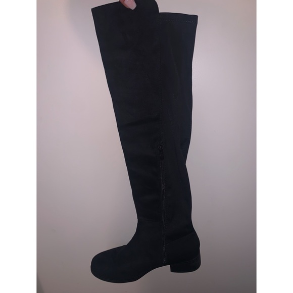 Over the knee boots - Picture 5 of 5